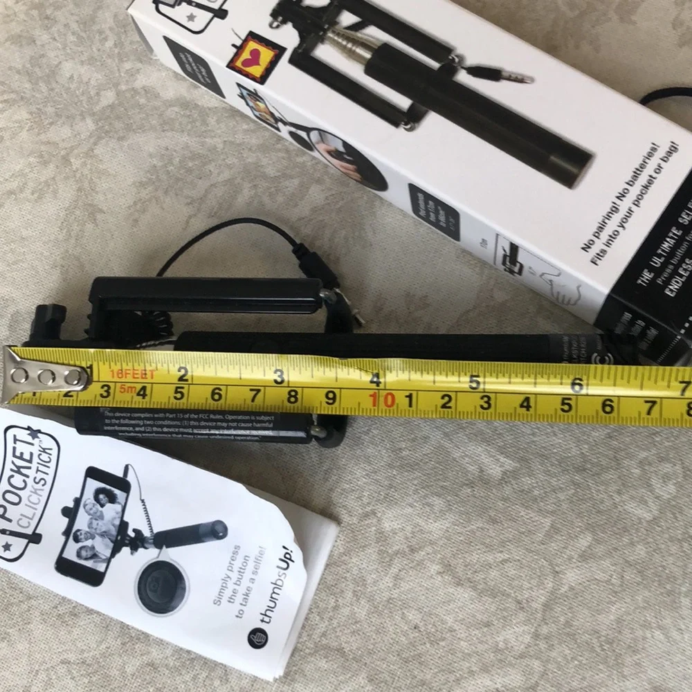 Pocket self stick no Bluetooth battery use just click to save a memory.